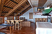 Billiard-Lounge im Dolphin House Resort & SPA