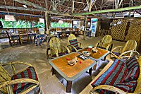 Lounge und Restaurant im Lissenung Island Resort