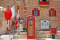 Historische Telefonzelle in der Altstadt von Valetta
